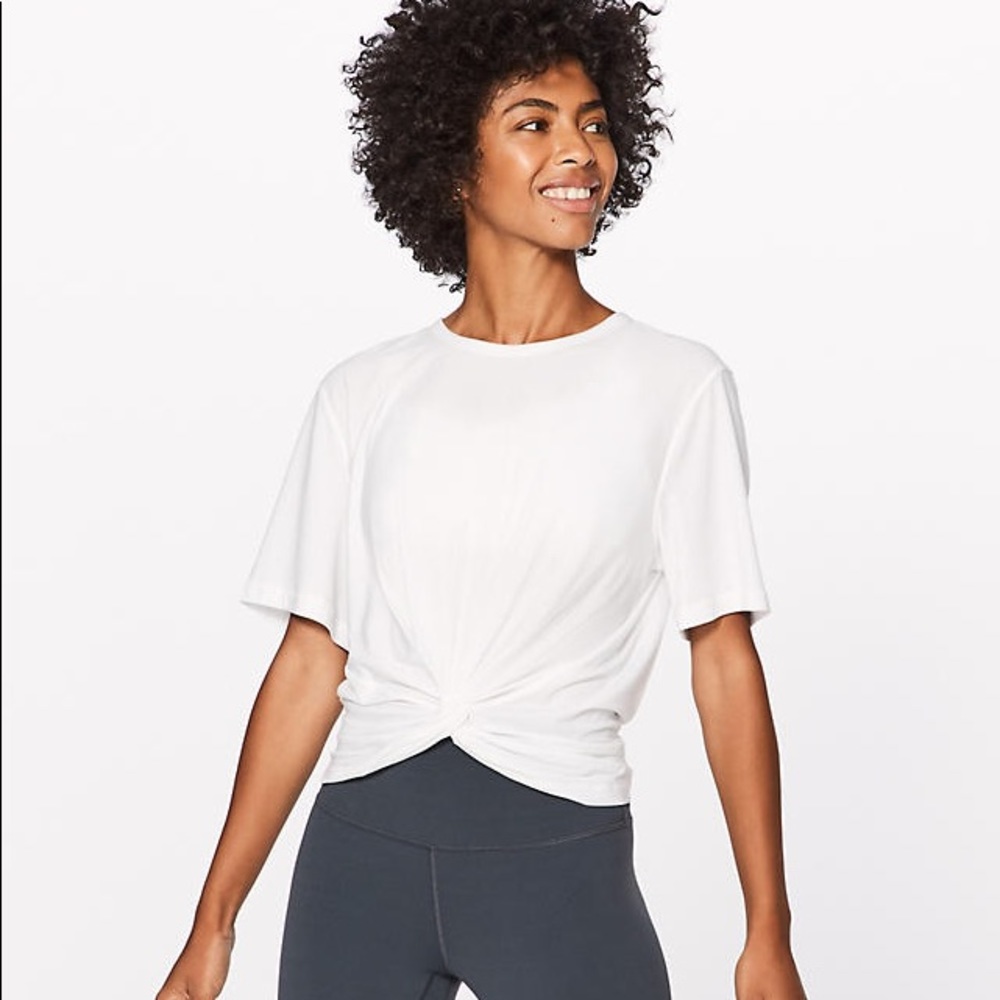 Lululemon top